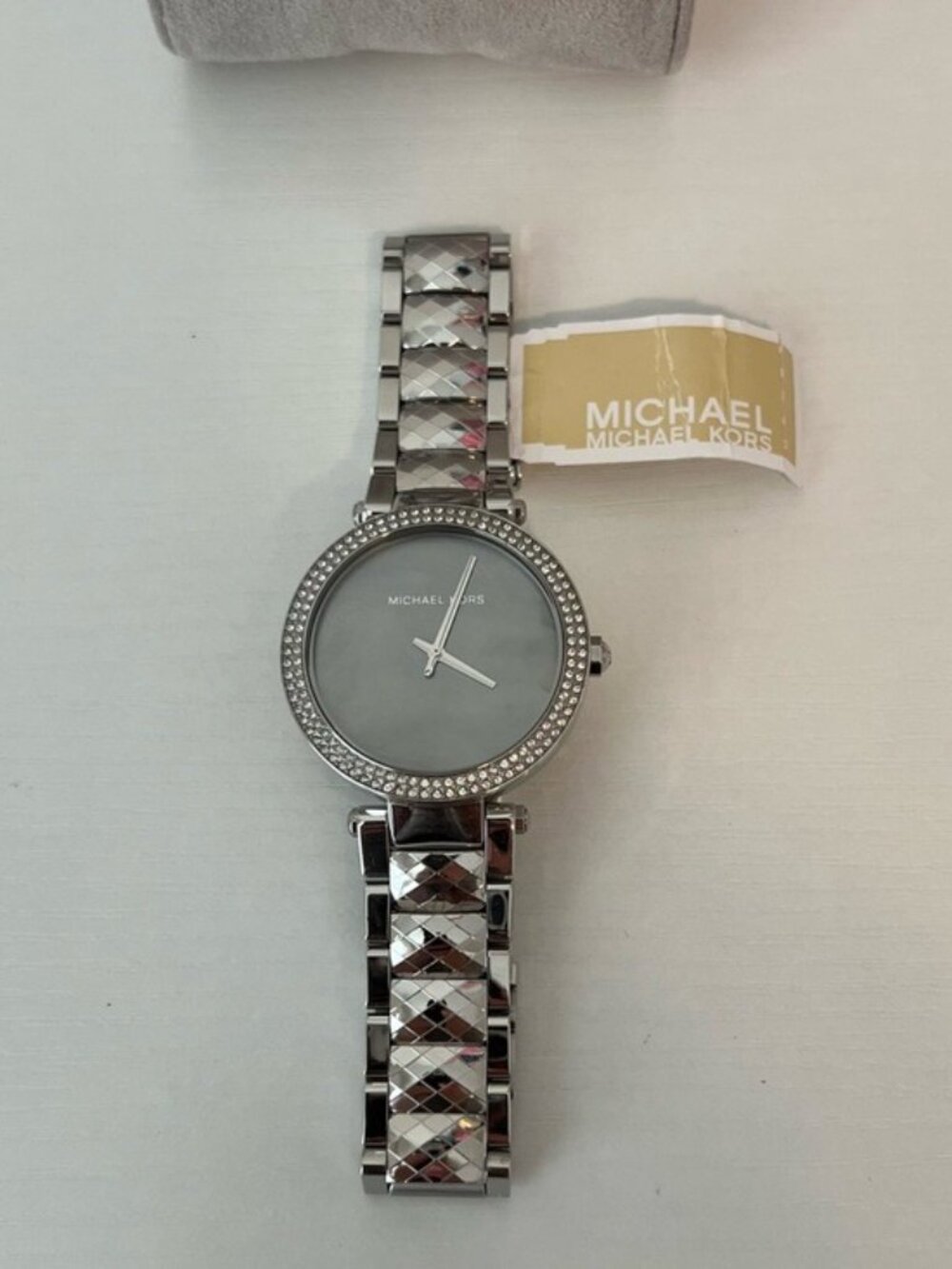 Michael Kors Women's Parker Silver Tone Watch Crystals Gray Pearl 39mm MK6424 - Picture 4 of 10